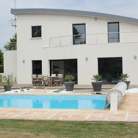 Contemporary Of Kerseal *